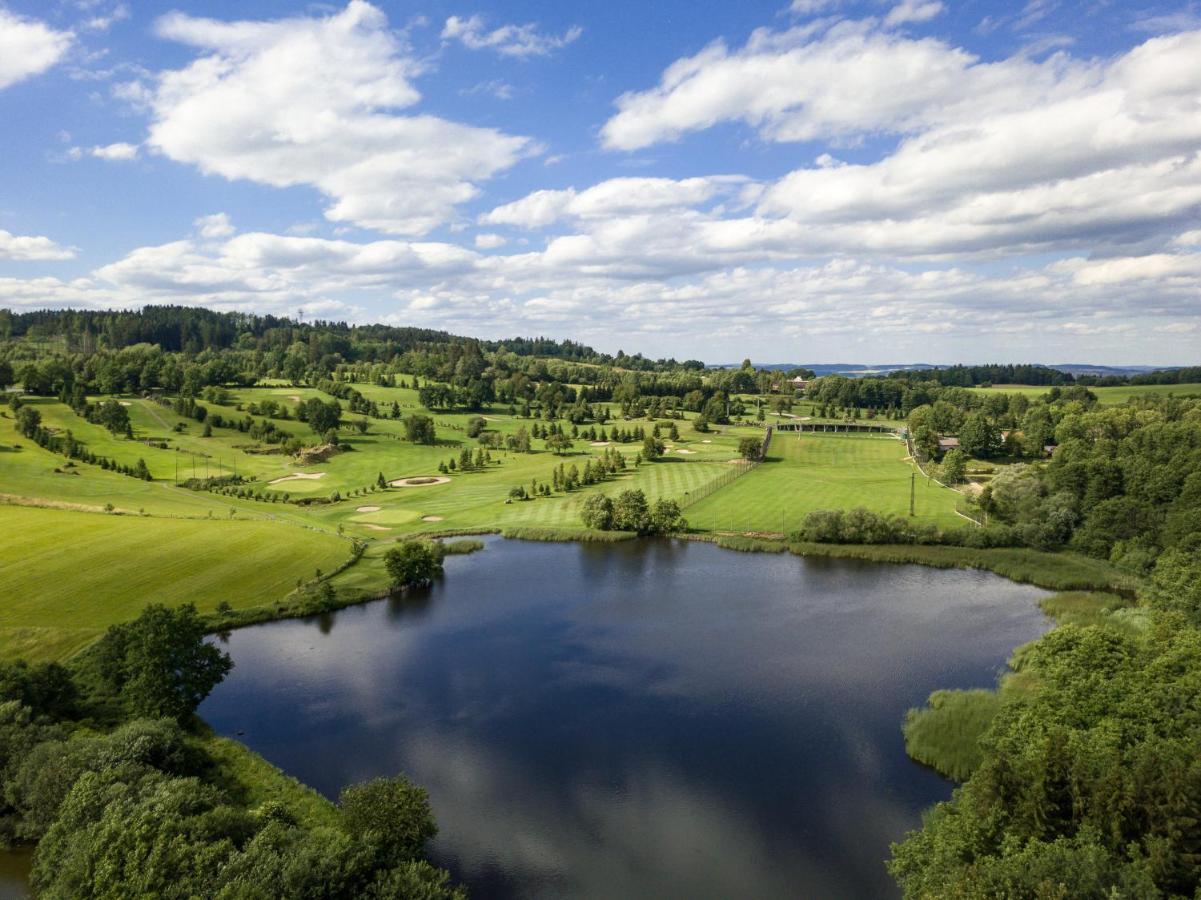 Golf Certovo Bremeno Hotel Jistebnice ภายนอก รูปภาพ