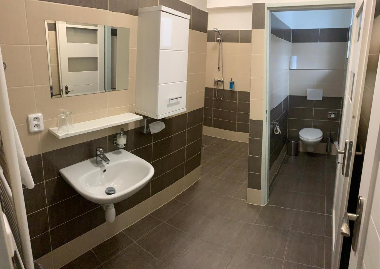 Golf Certovo Bremeno Hotel Jistebnice ภายนอก รูปภาพ